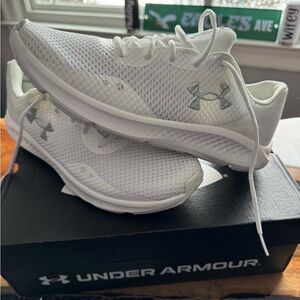 Under armour charged pursuit 3 running shoes READ DESCRIPTION